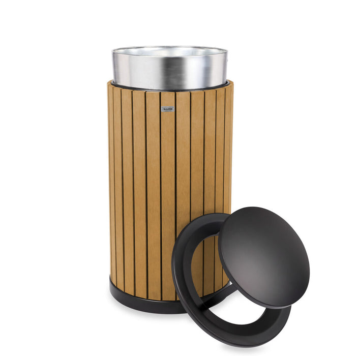 Alpine Industries Round, 32-Gallon Outdoor Trash Container with Slatted Recycled Plastic Panels - Rain Bonnet Lid - Cedar - ALP4400-01-CD-RB